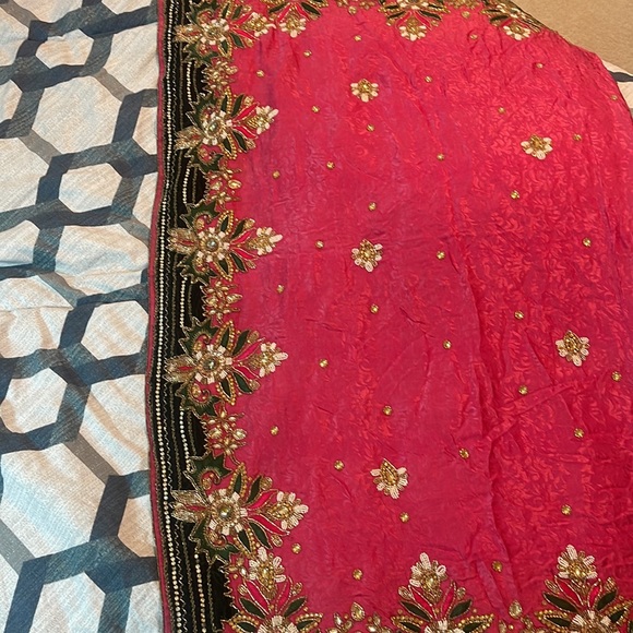 Indian Saree - Picture 4 of 6